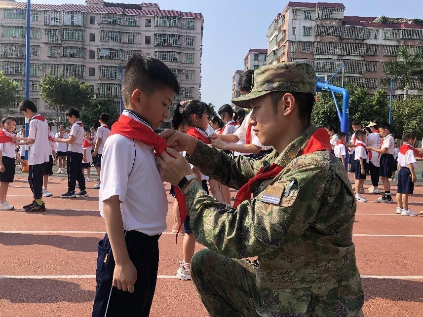 5月 “兵心”潤“童心” 紅色教育助成長_3